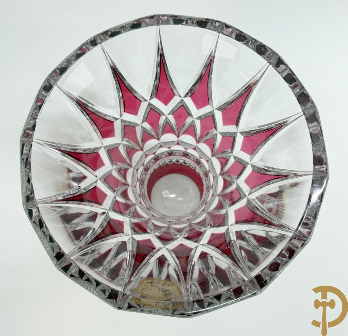 Val Saint Lambert  : Rode handgeslepen kristallen vaas