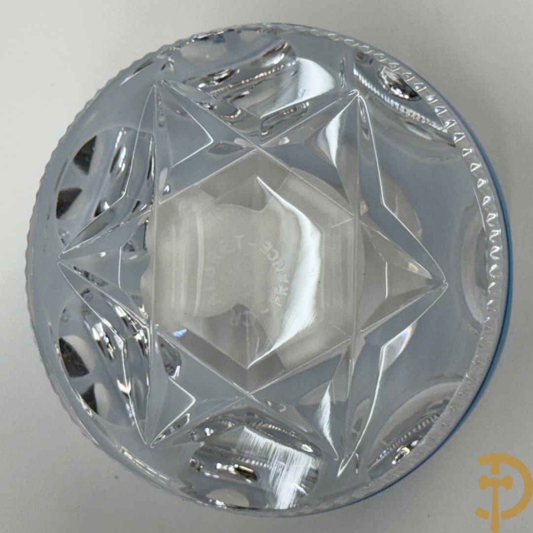 Twee presse papiers van Cristallerie d