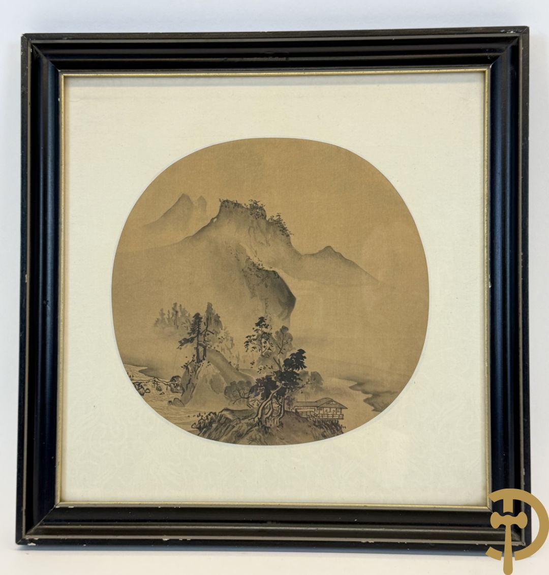 Drie ronde Aziatische zijdeschilderingen + Aziatische zijdeschildering