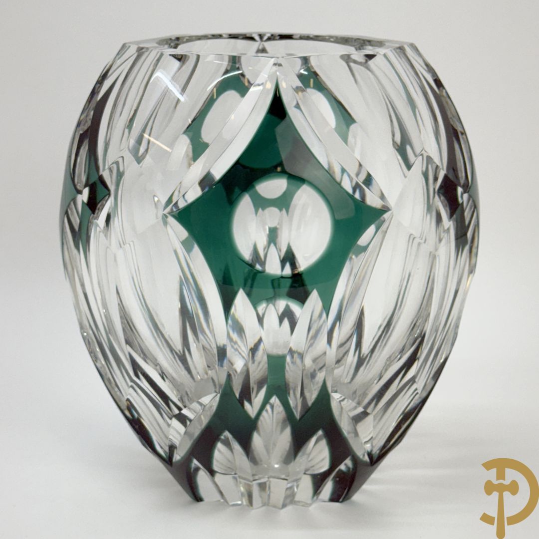 Bolle groene handgeslepen kristallen Val-Saint-Lambert vaas