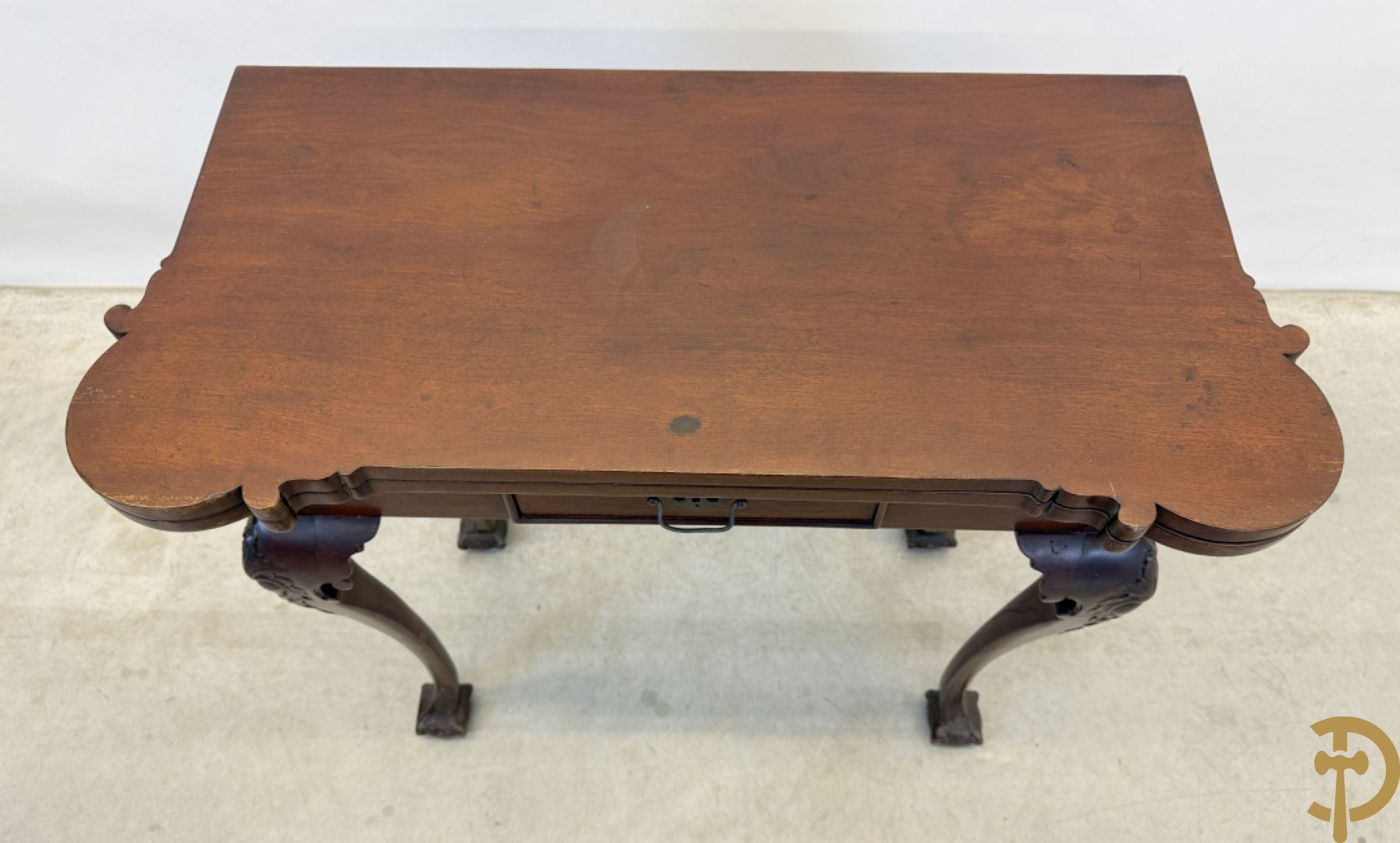 Openklapbare notelaren speeltafel met lade, op klauwepootjes, Queen Anne