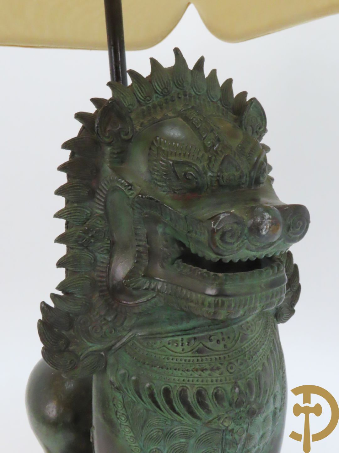 Bronzen Thibetaanse fo-hond als lampadaire + 2 bronzen musicerende boedhistische figuren