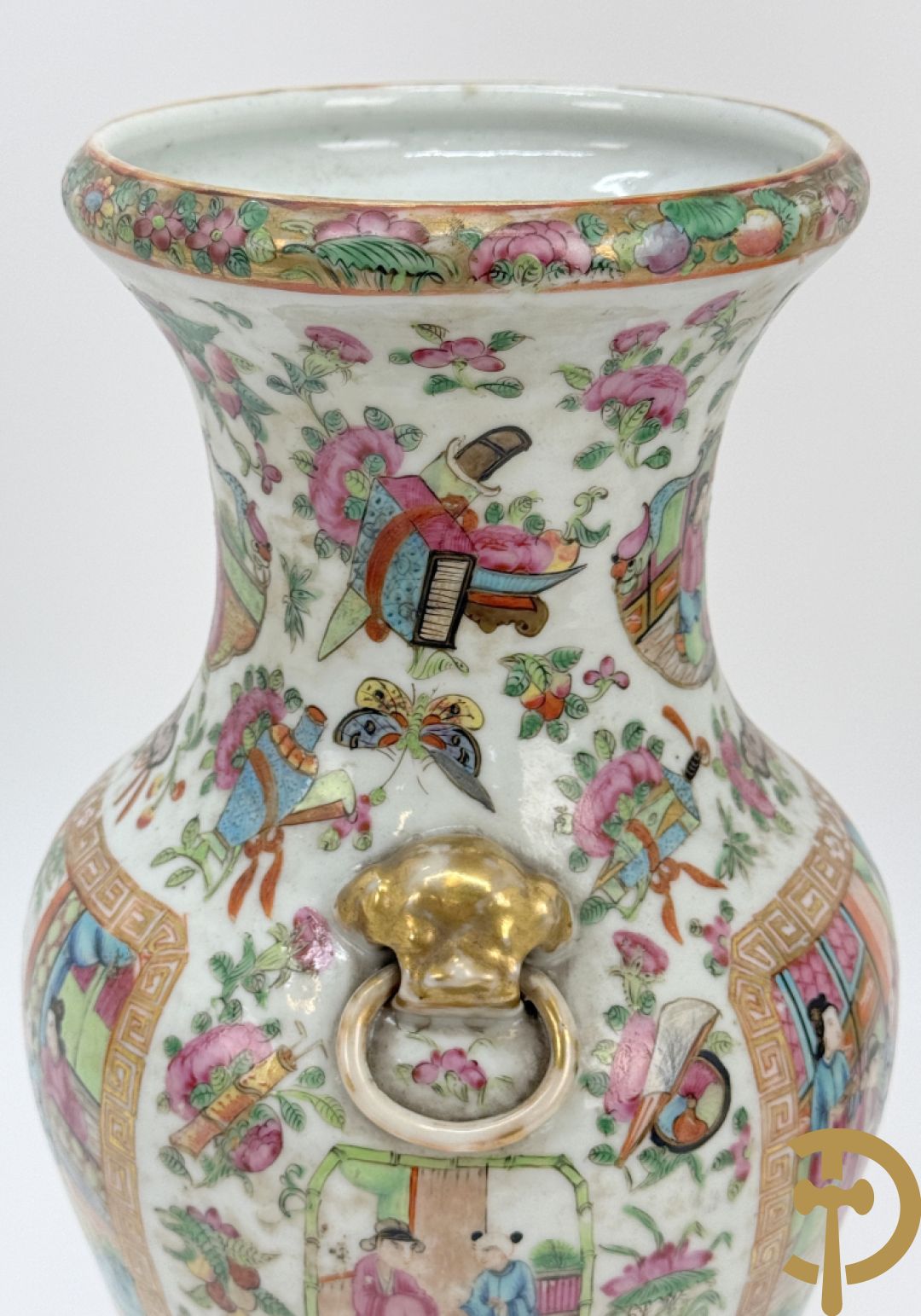 Paar Chinese porseleinen Kanton vazen