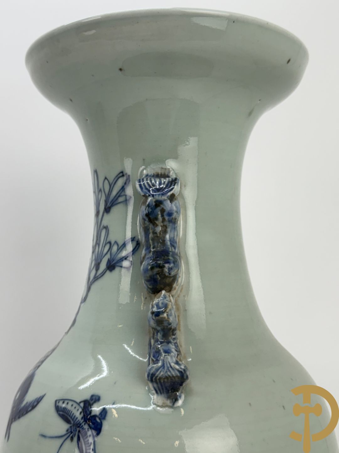 Chinese porseleinen blauw/wit vaas met bloemen en vogeldecor