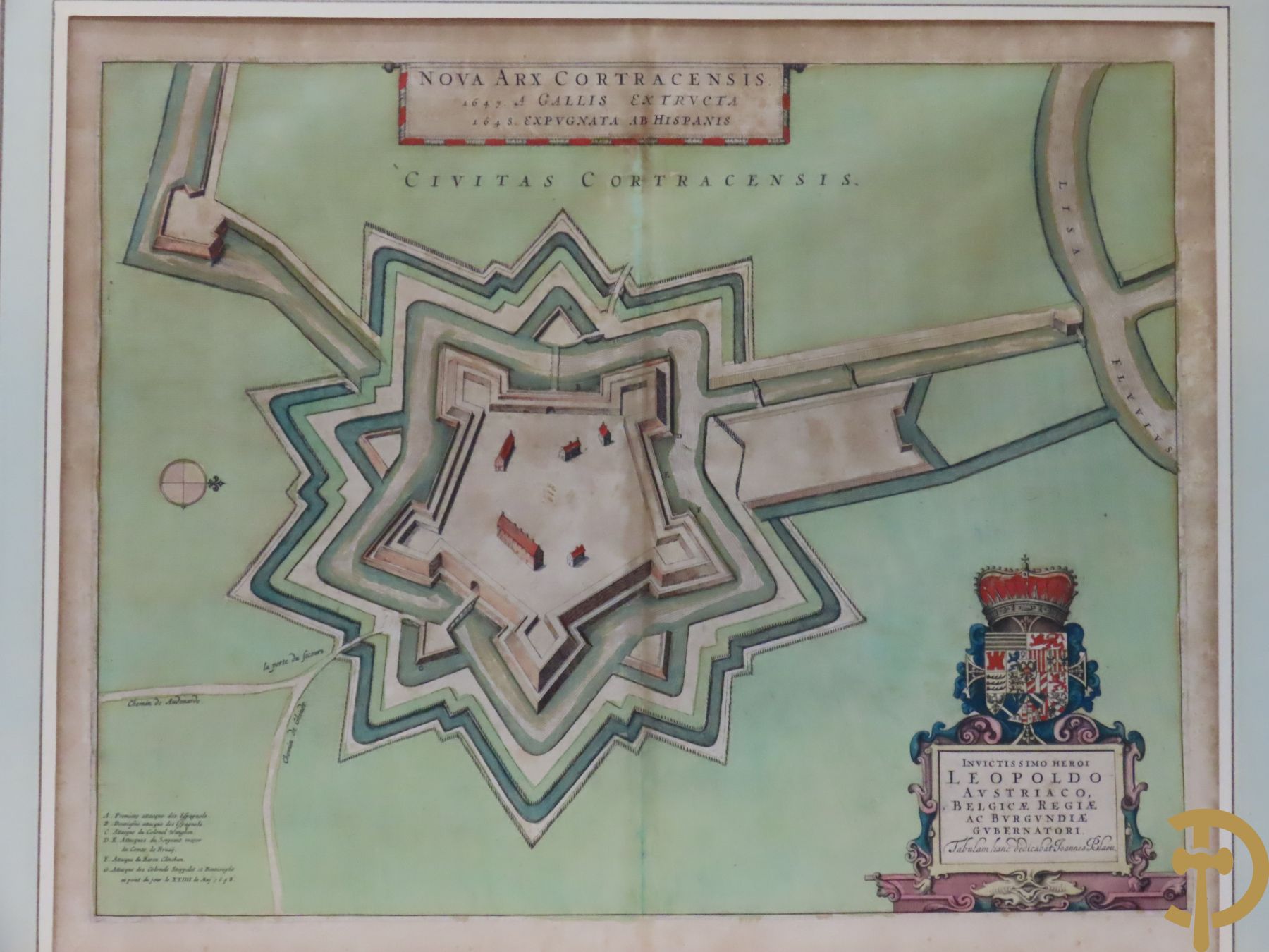 Oude kaart Joannes Blaeu Kortrijk, Nova Arx Cortracencis, met wapenschild