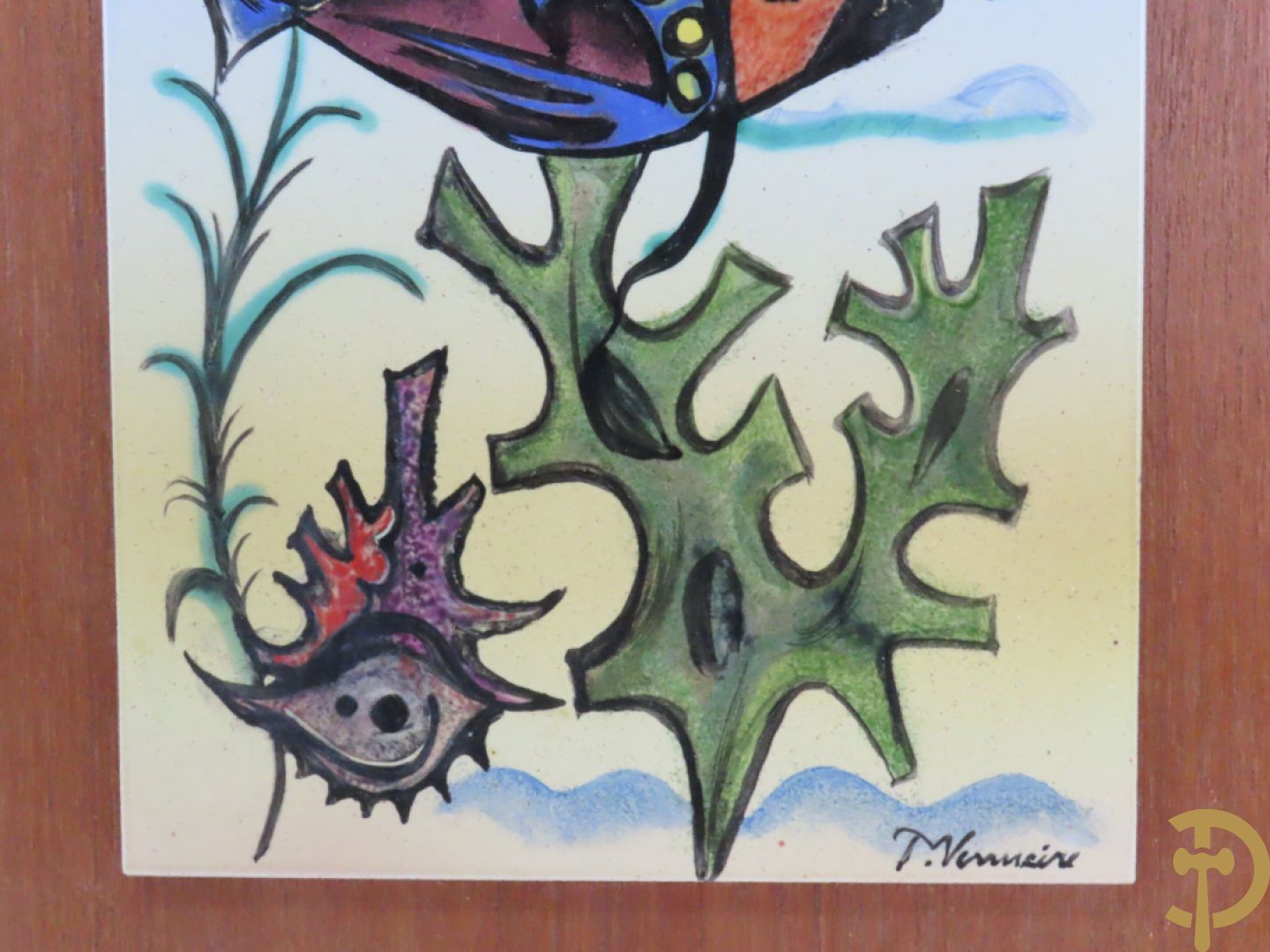 Zes vintage keramiek sculpturen w.o. zeemeermin van Amphora, keramieken vis, plakkette van doedelzakspeler, groepje met 5 kindjes, bord RP gemerkt en basrelief met vissen Vermeire P.