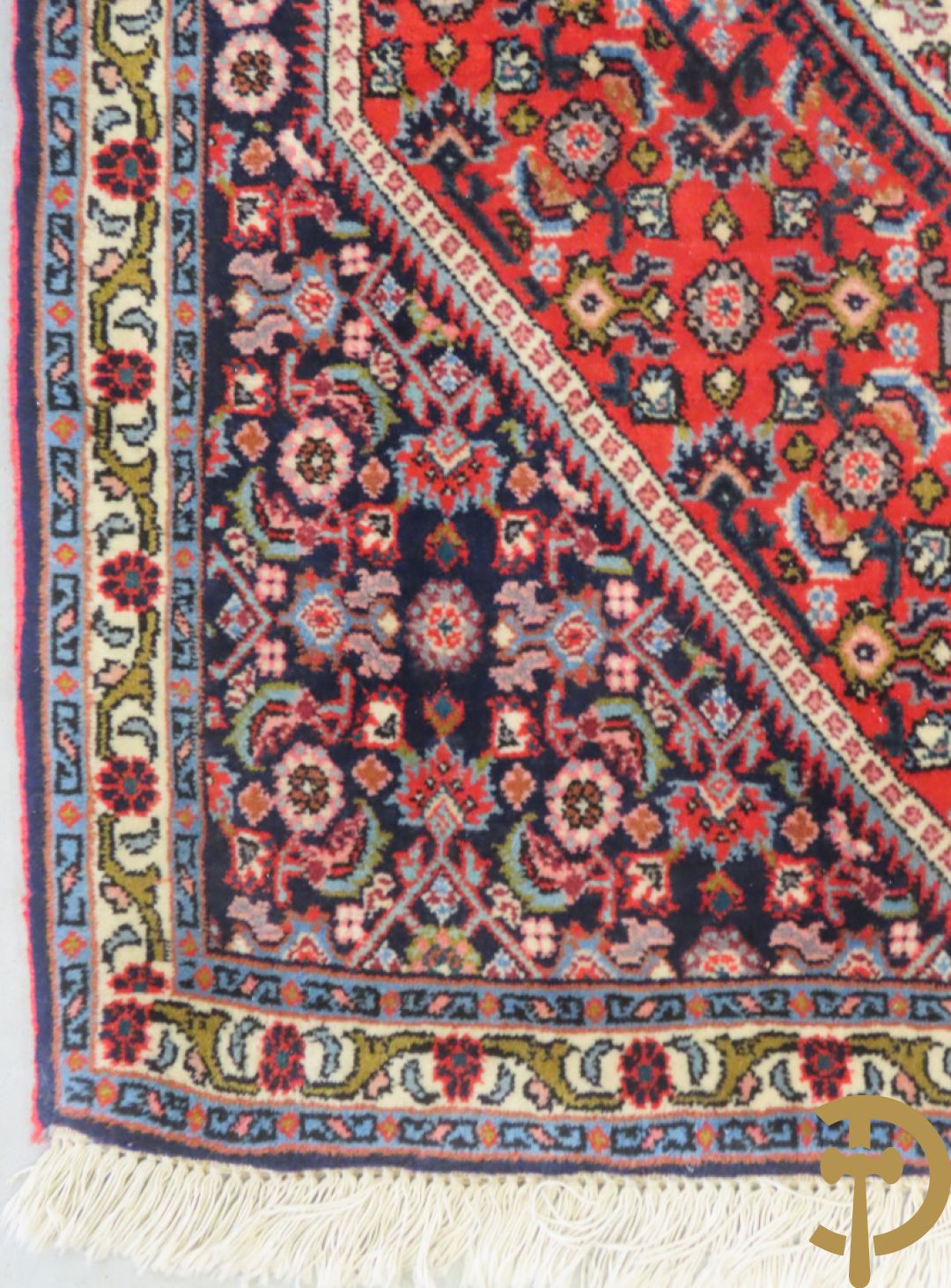 Vijf oosterse handgeknoopte tapijten