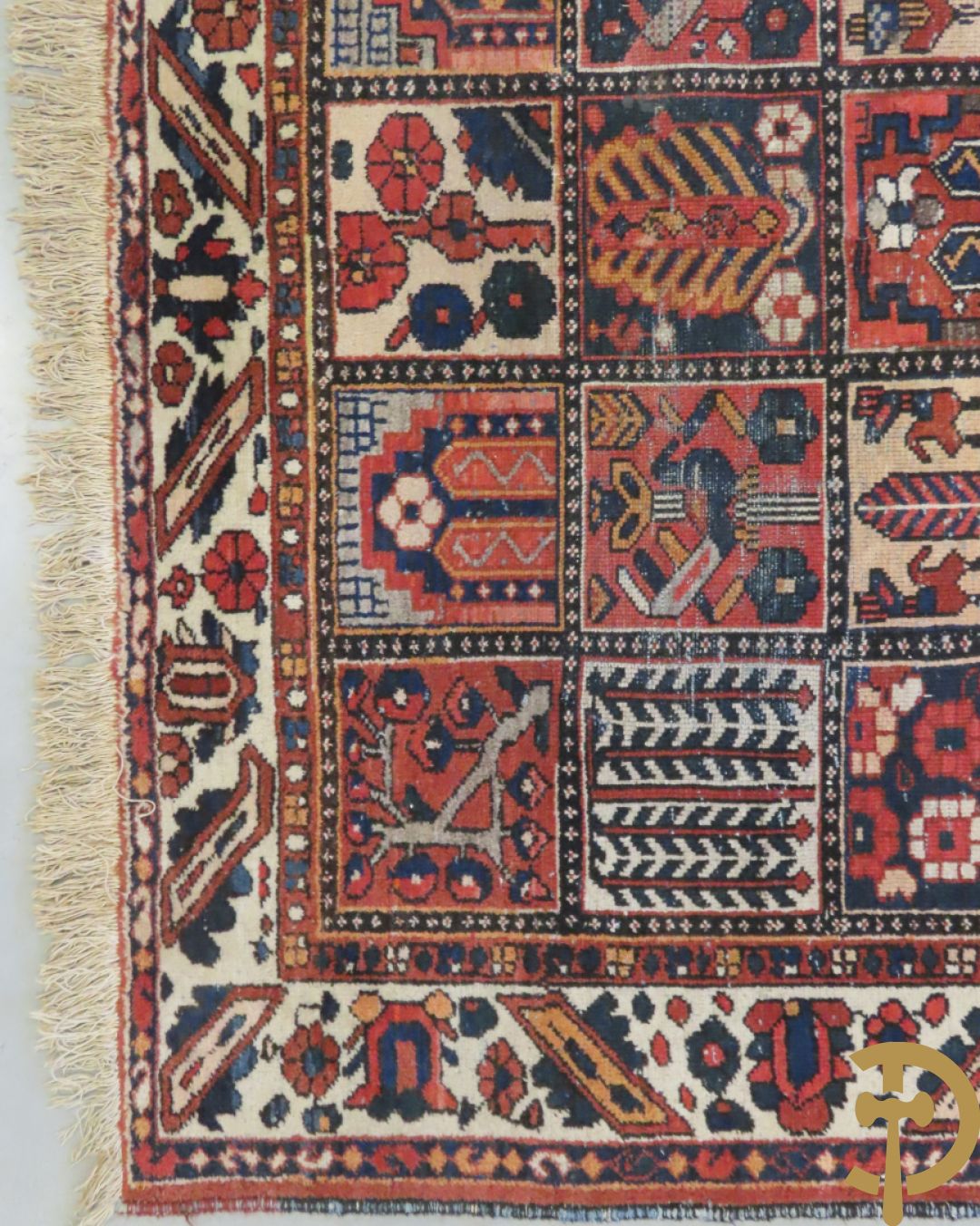 Oosters handgeknoopt tapijt met patronen + Oosterse handgeknoopte loper + kamelenmat