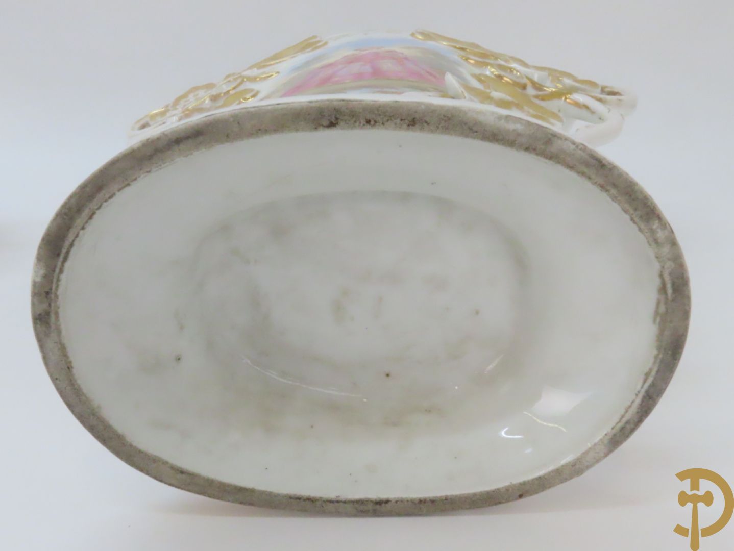 Paar porseleinen Vieux Paris vazen met decor van lieftallige dames