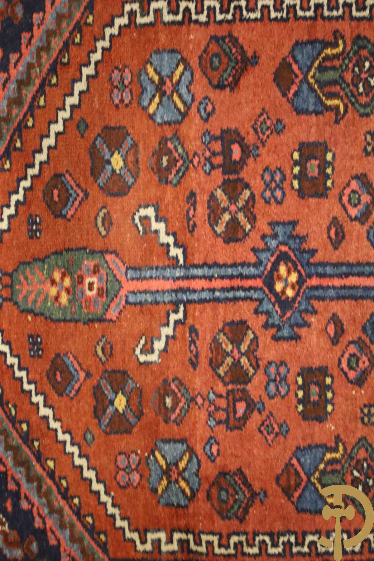 Drie oosterse handgeknoopte tapijten