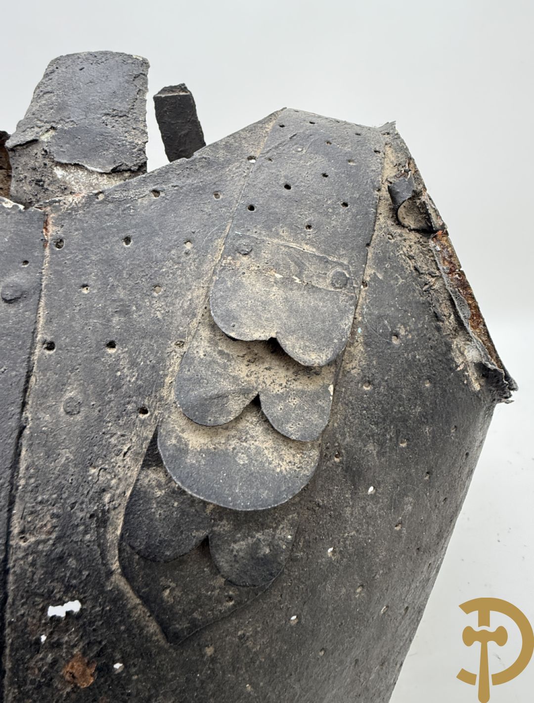 Metalen 19e schermharnas