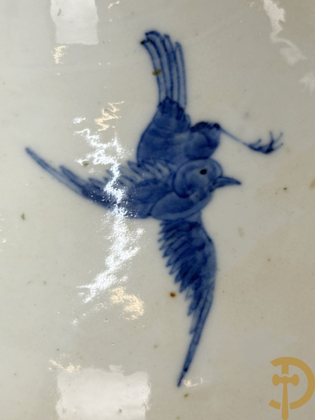 Chinese blauw/witte porseleinen kalebasvormige vaas met bloemen- en vogeldecor, onderaan gemerkt