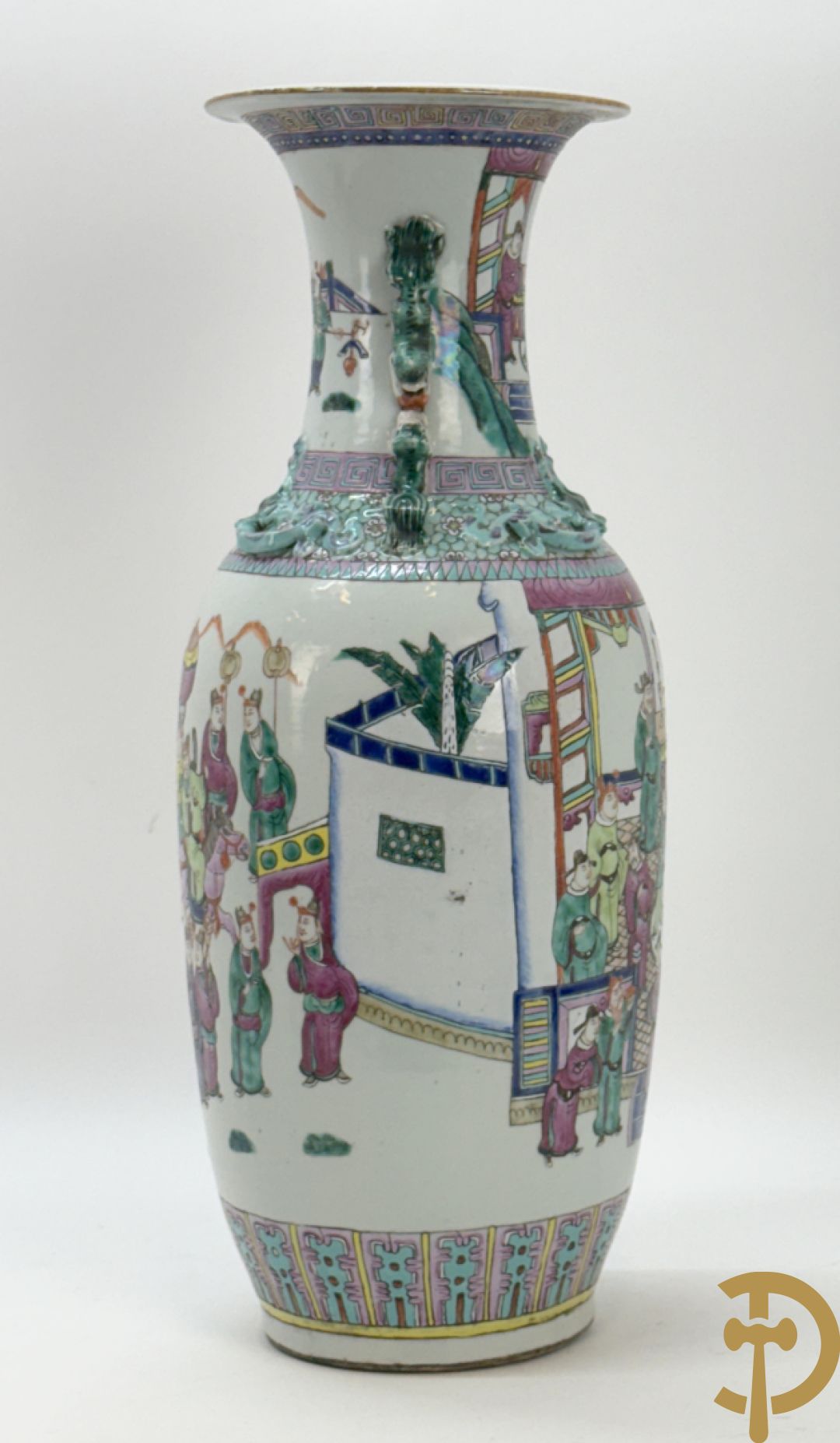 Chinese porseleinen vaas met dubbel decor van geanimeerd interieurzicht en mannen op paarden