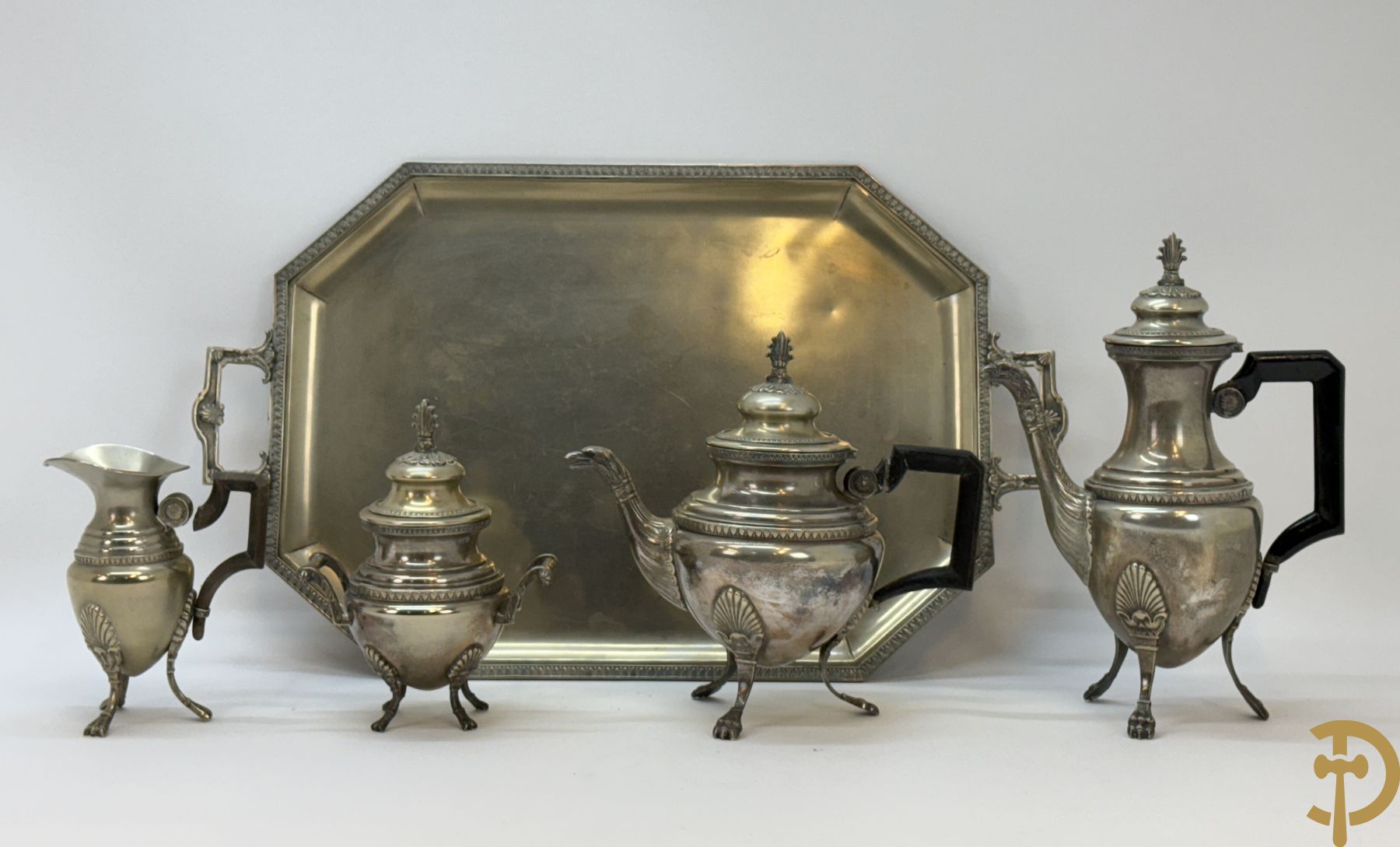 Verzilverd koffie en theestel op plateau, Metal Blanc getekend