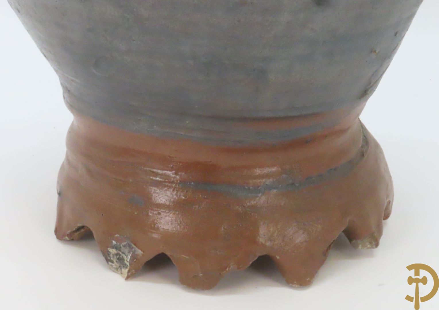 Langerwehe steengoed kruik + twee steengoed veldkruiken +Keulse dekselkan + bronzen mortier met stamper