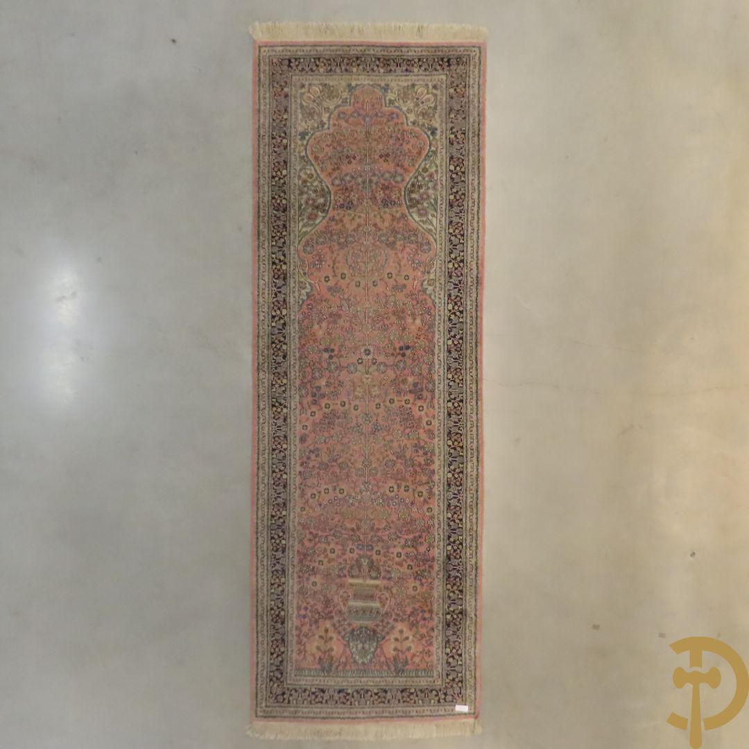 Oosters handgeknoopte loper zijde op katoen met amfoor en bloemenmotieven