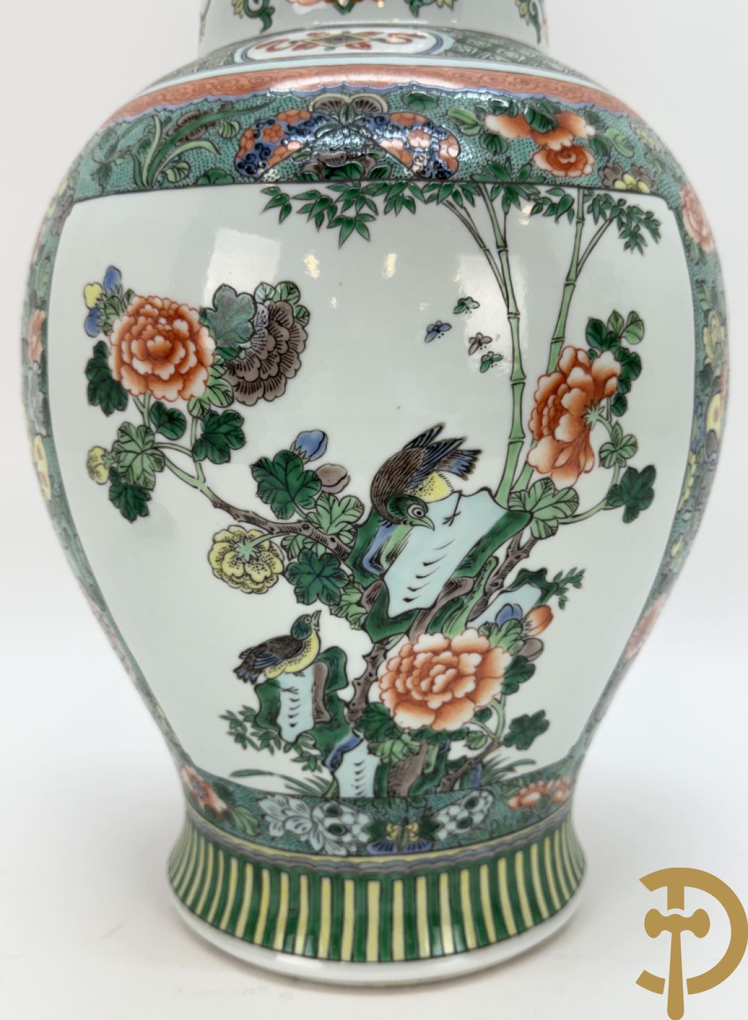 Chinese porseleinen dekselvaas met bloemen- en vogeldecor