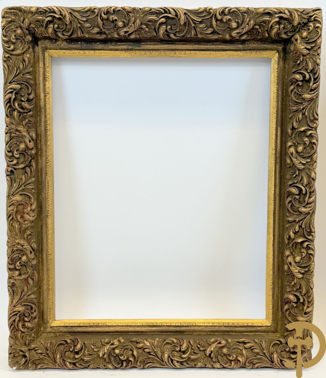 Oude vergulde lijsten Louis XVI stijl, deels met moulures