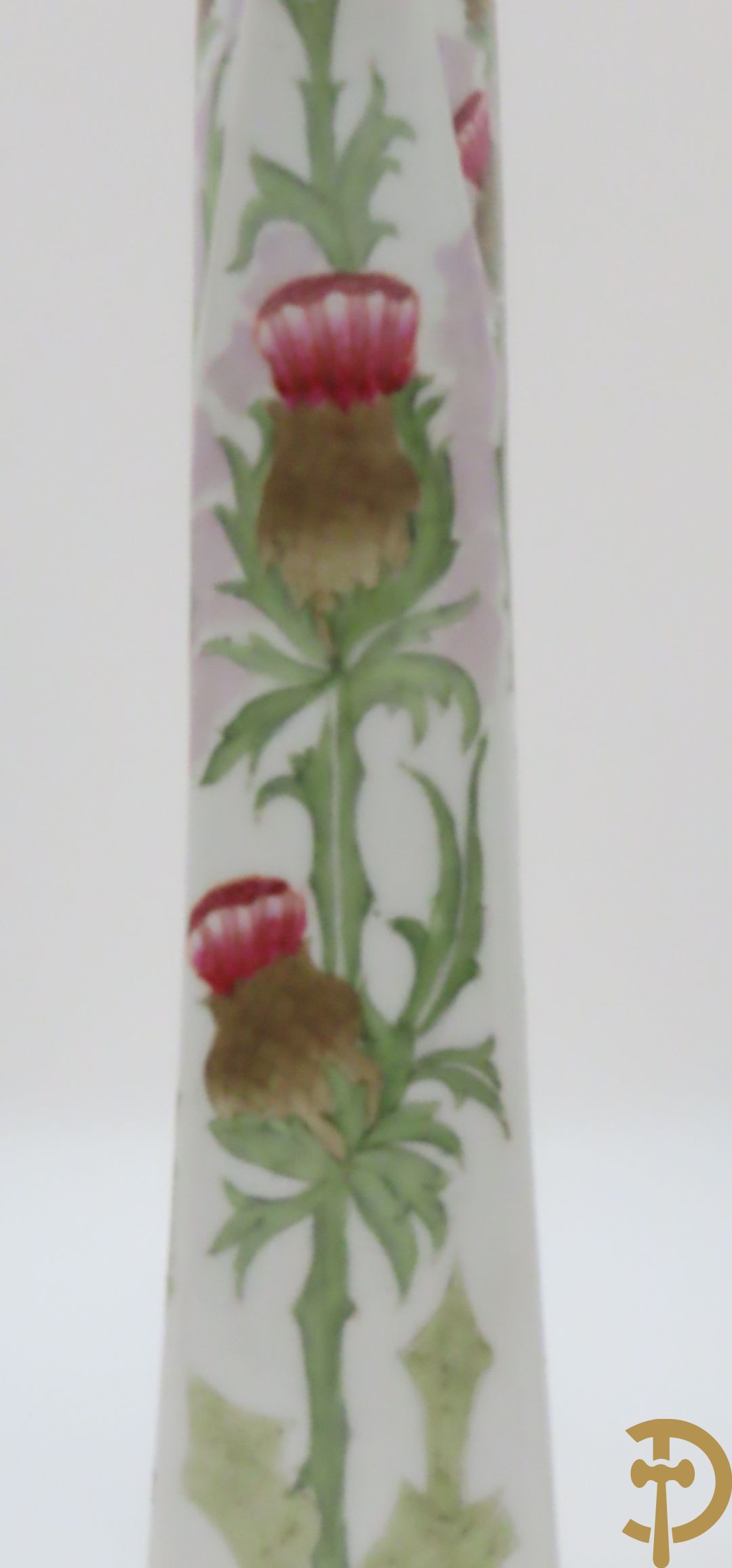 Twee Hollandse vazen met bloemendecor, Colenbrander Arnhem Holland