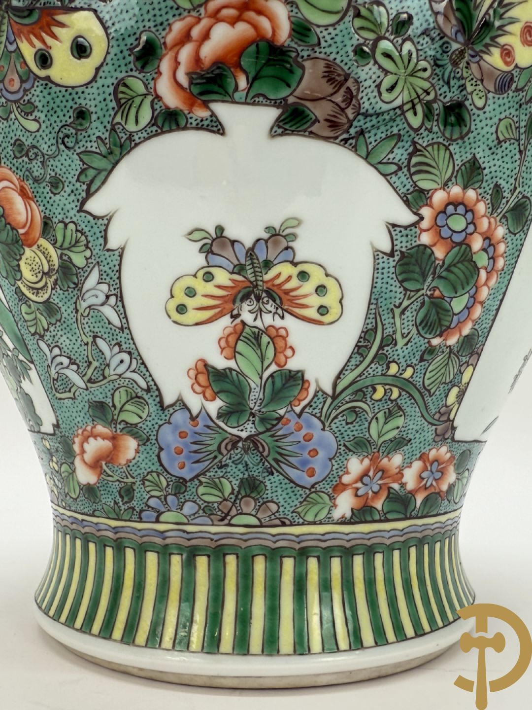 Chinese porseleinen dekselvaas met bloemen- en vogeldecor