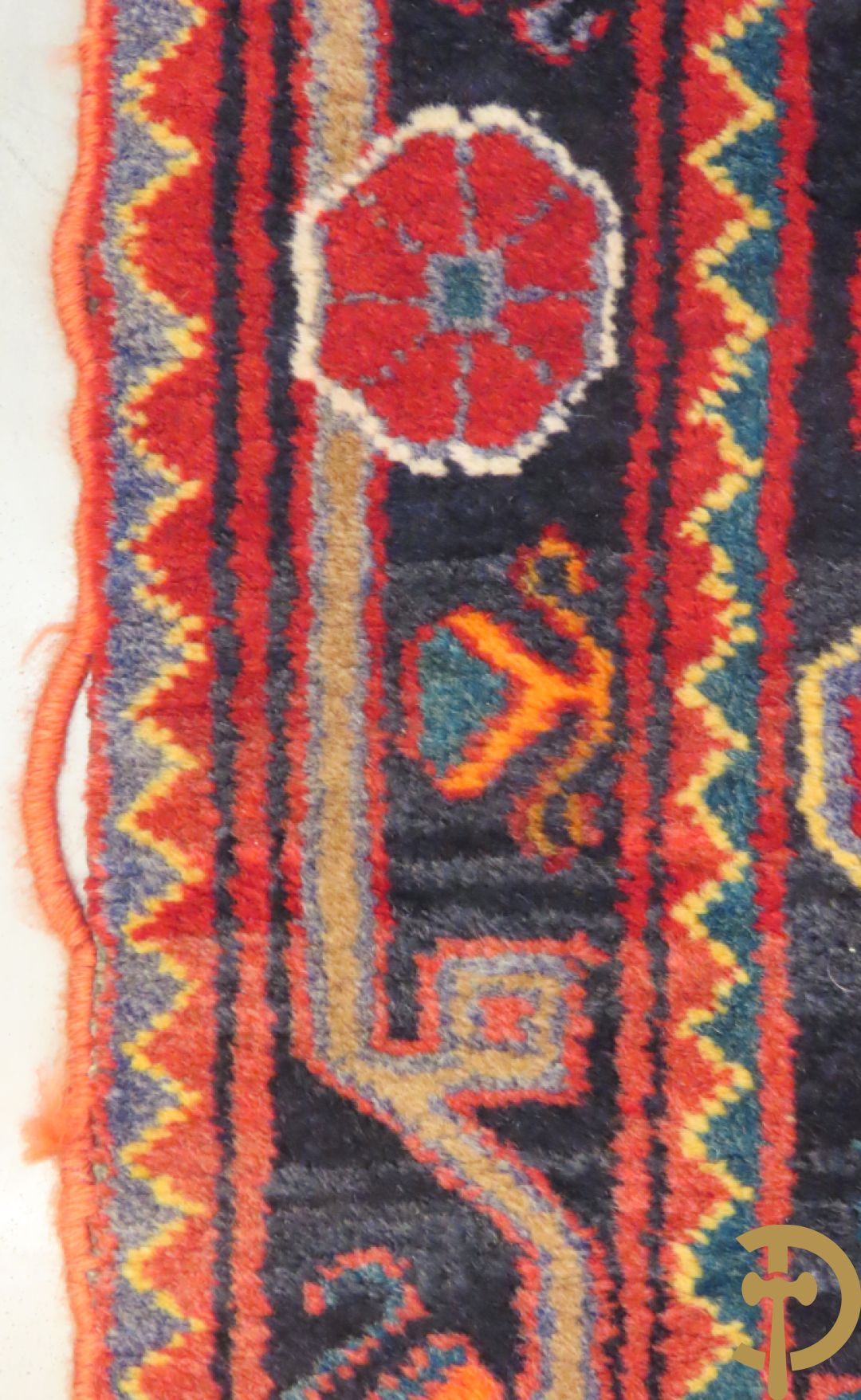 Drie oosterse handgeknoopte tapijten Kaukasus