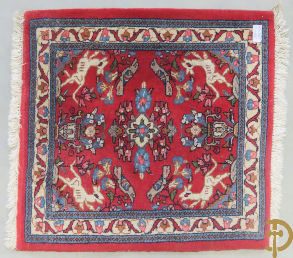 Vijf oosterse handgeknoopte tapijten