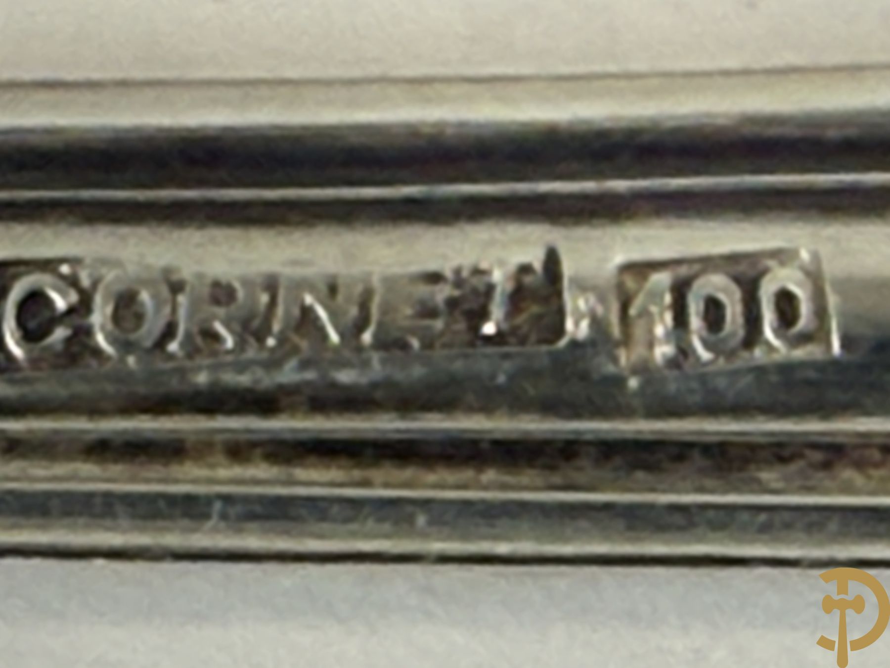 Verzilverd bestek (7 reeksen van 12 + grote stukken) in koffer, gemerkt Cornet