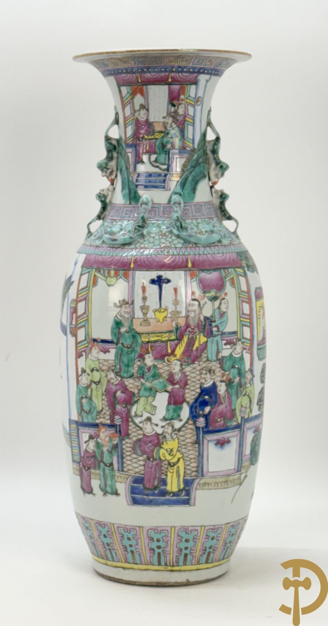 Chinese porseleinen vaas met dubbel decor van geanimeerd interieurzicht en mannen op paarden