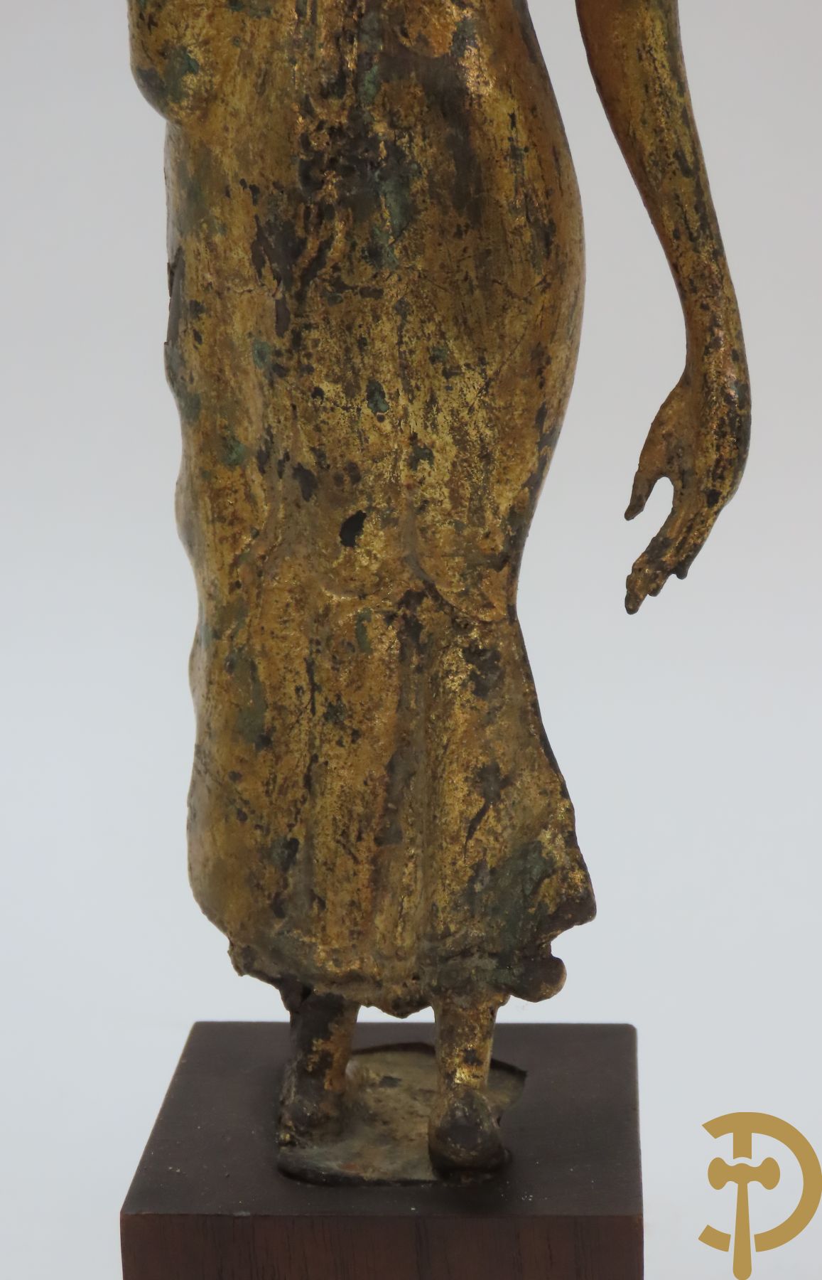 Bronzen verguld boedhistisch staand beeld + klein bronzen boedhistisch beeld