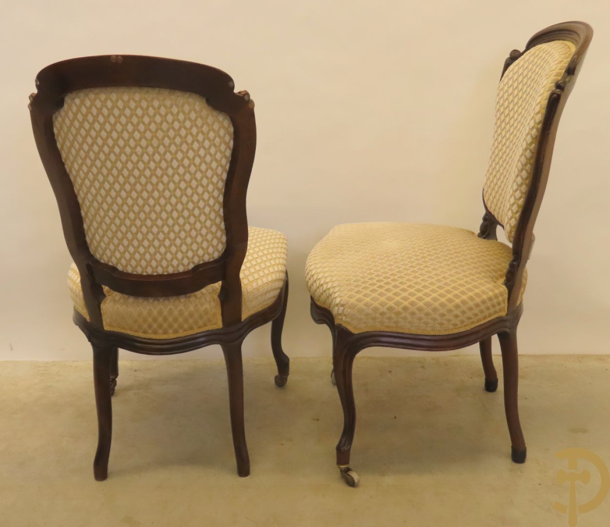 Louis Philippe salonensemble bestaande uit canapé, 2 armzetels en 2 stoelen