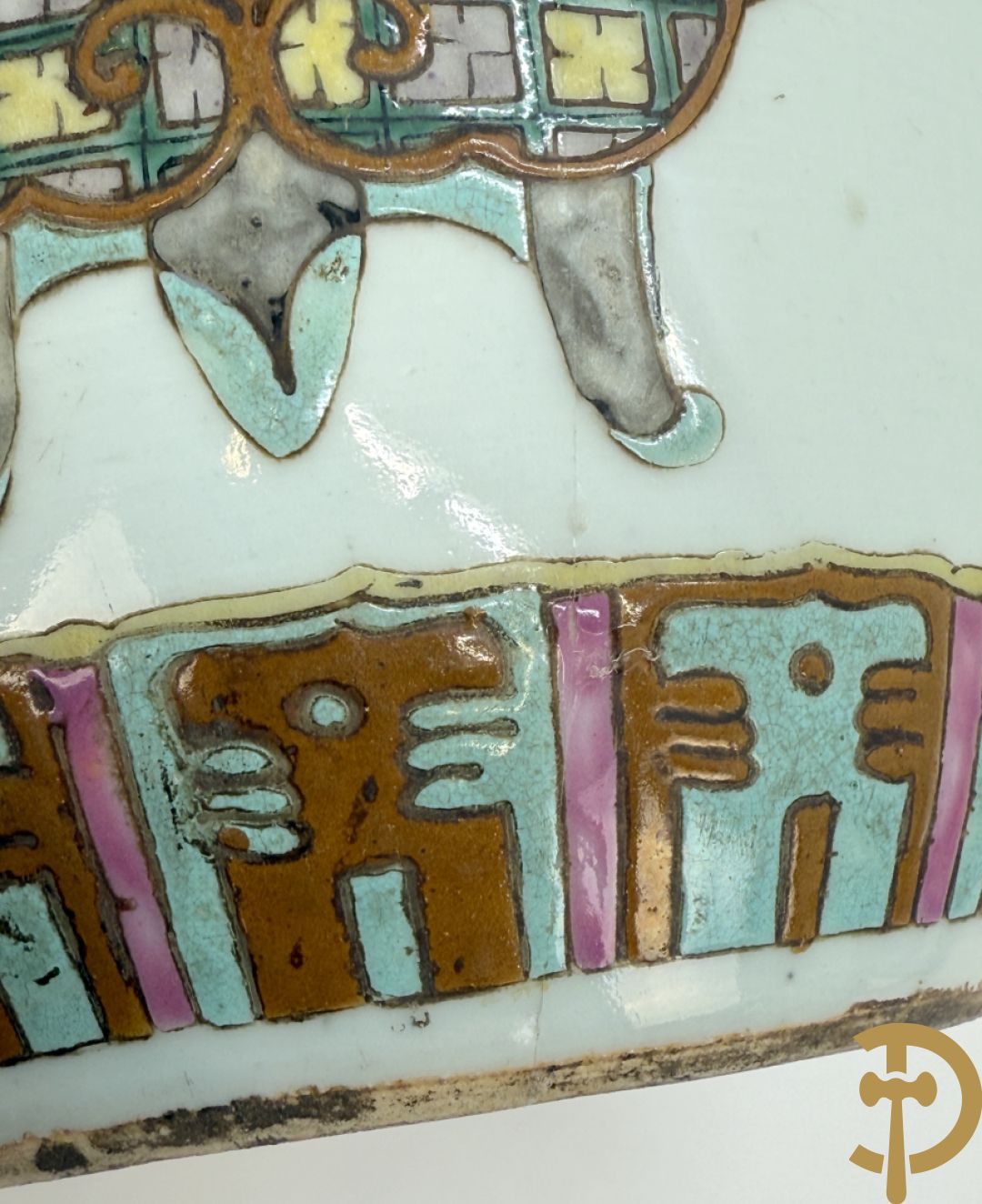 Chinese porseleinen dekselpotiche met antiquiteitendecor