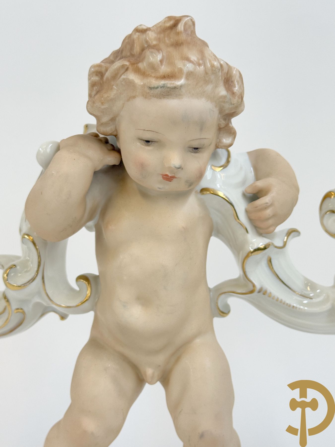 Vier Spaanse gekleurde biscuits met kinderen, Zaphir gemerkt + Italiaanse biscuits met cupido