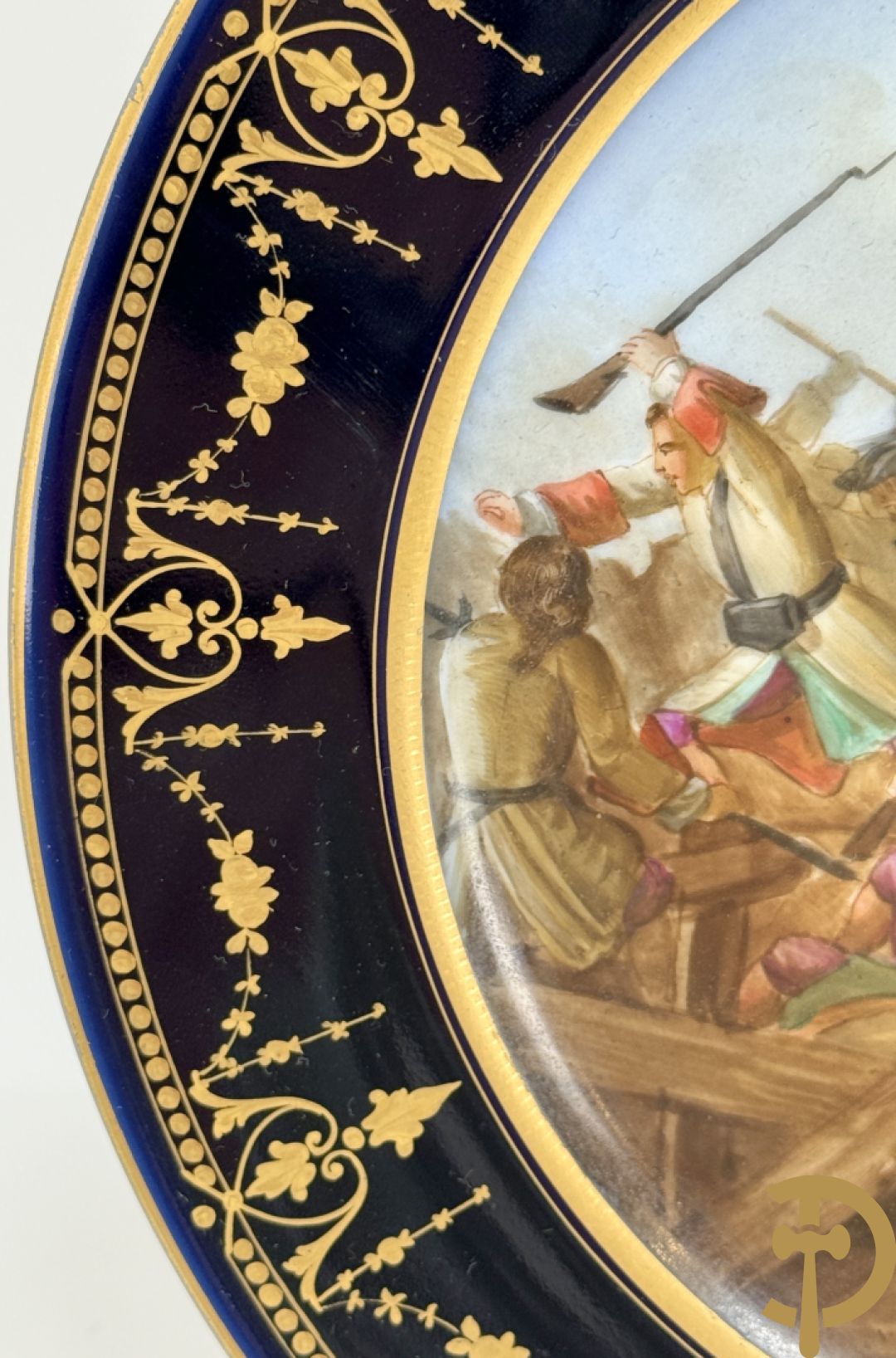 Paar handbeschilderde porseleinen Sèvres borden 