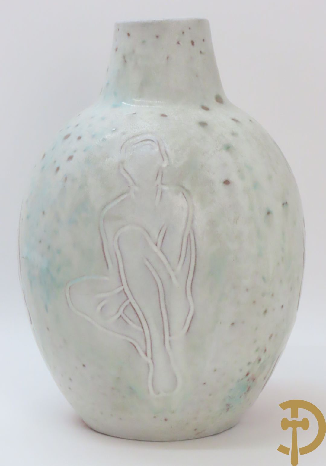 Wit gecraqueleerde design vaas met gestyleerd damesdecor, gemerkt Mobach Utrecht