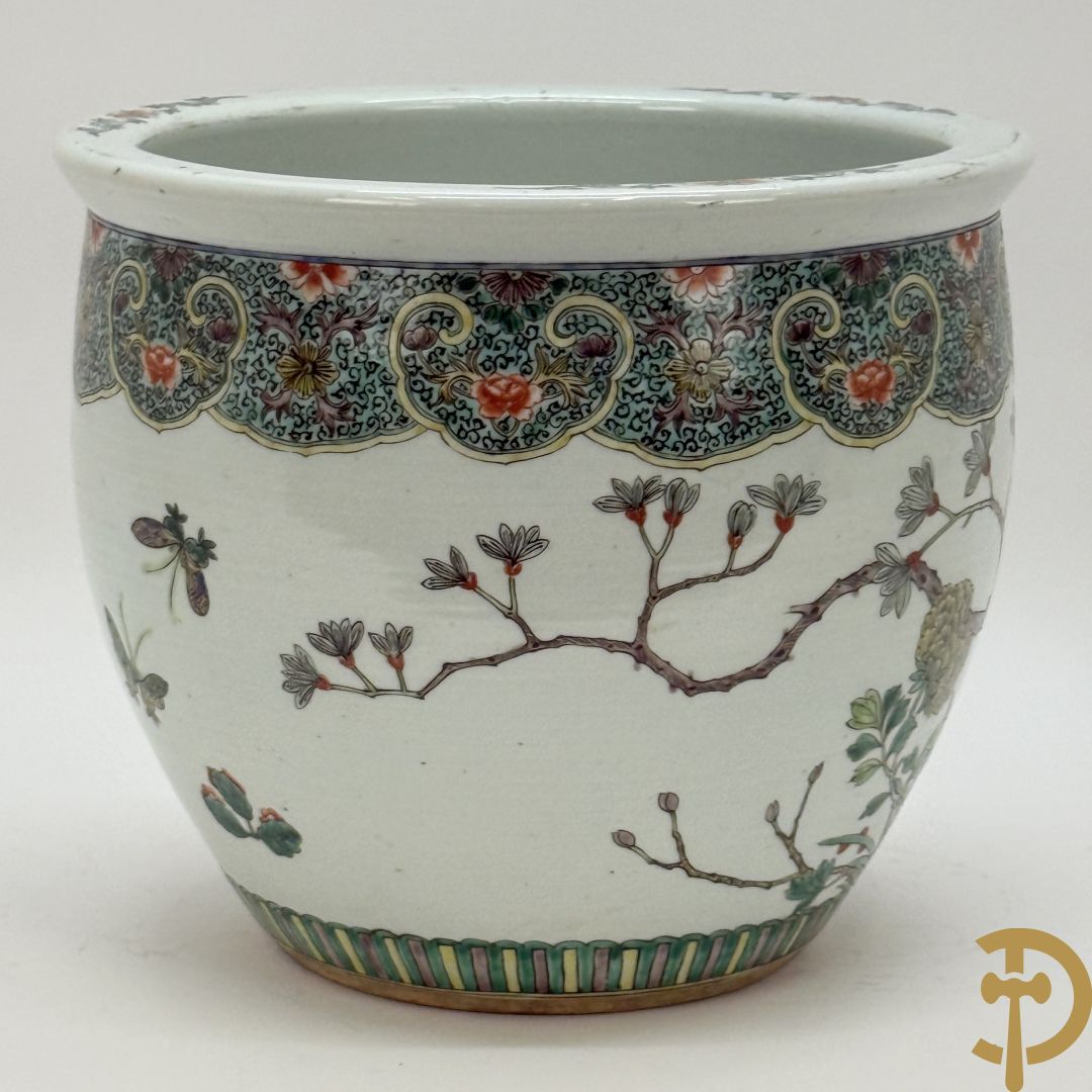 Chinese porseleinen cacheot met bloemen en vogeldecor