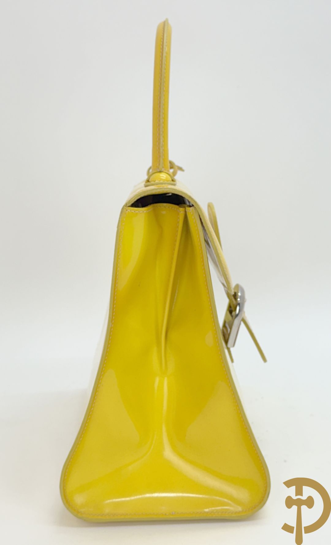 Unieke handtas Delvaux in fluo geel, model Brillant, gelimiteerde en genummerde serie 8/10, mode 2001 Landed - ontwerp van Walter Van Beirendonck uit 2001