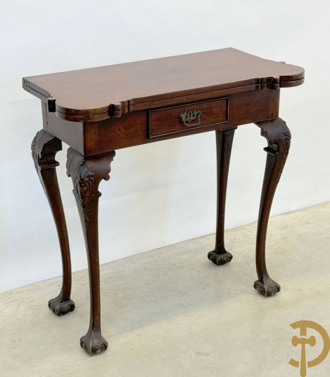 Openklapbare notelaren speeltafel met lade, op klauwepootjes, Queen Anne