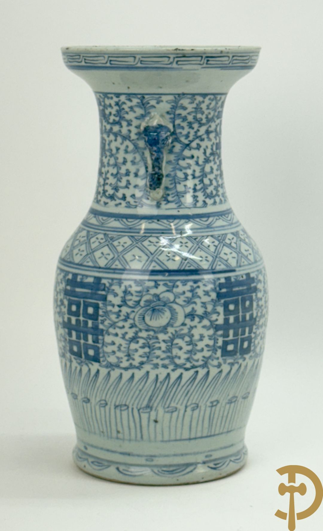 Chinese porseleinen blauw/wit vaas met tekens