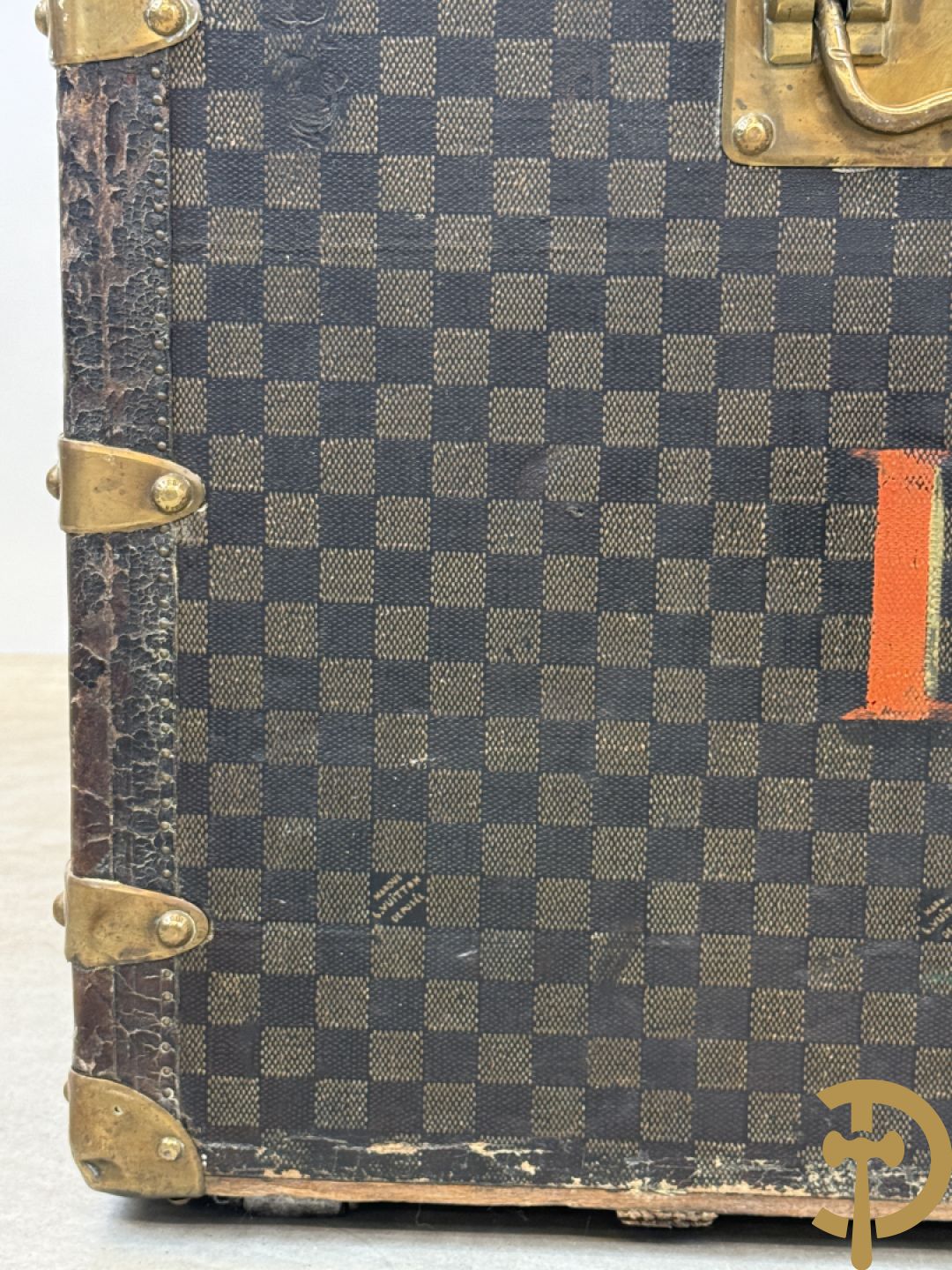 Antieke reiskoffer Louis Vuitton met houten latten, genummerd N41601, met bijhorende sleutel