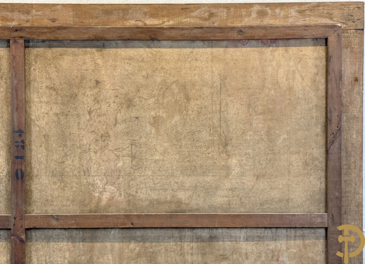 Onleesbaar getekend links onder 