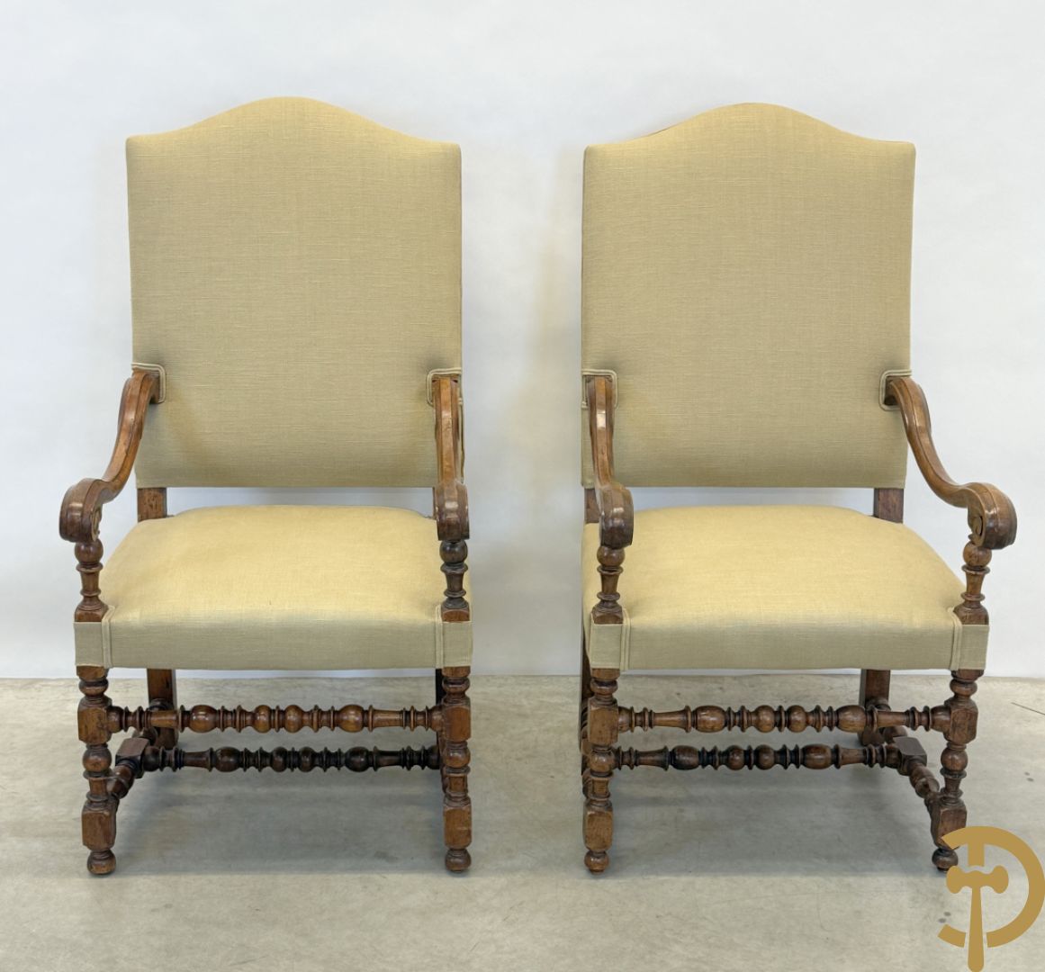 Paar notelaren Louis XVIII armzetels