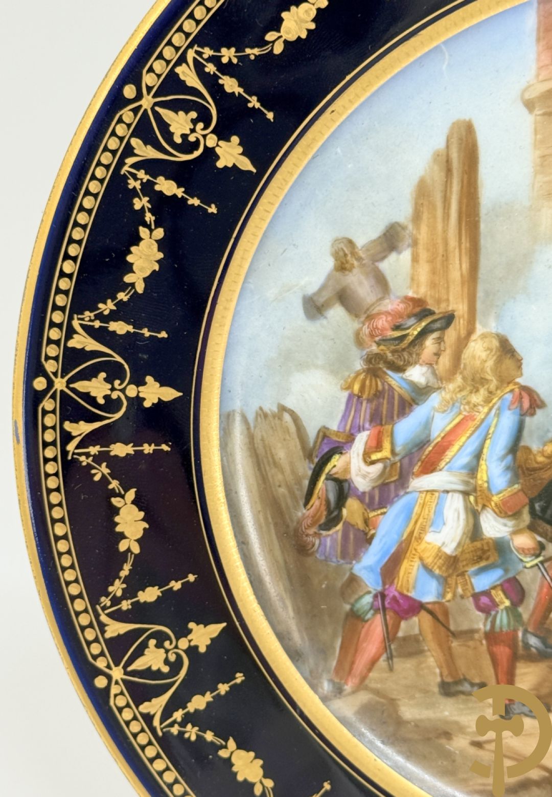 Paar handbeschilderde porseleinen Sèvres borden 