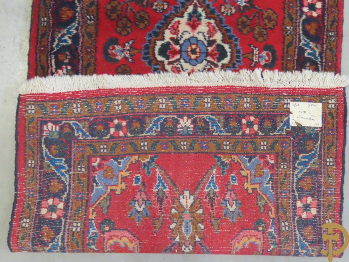 Vijf oosterse handgeknoopte tapijten