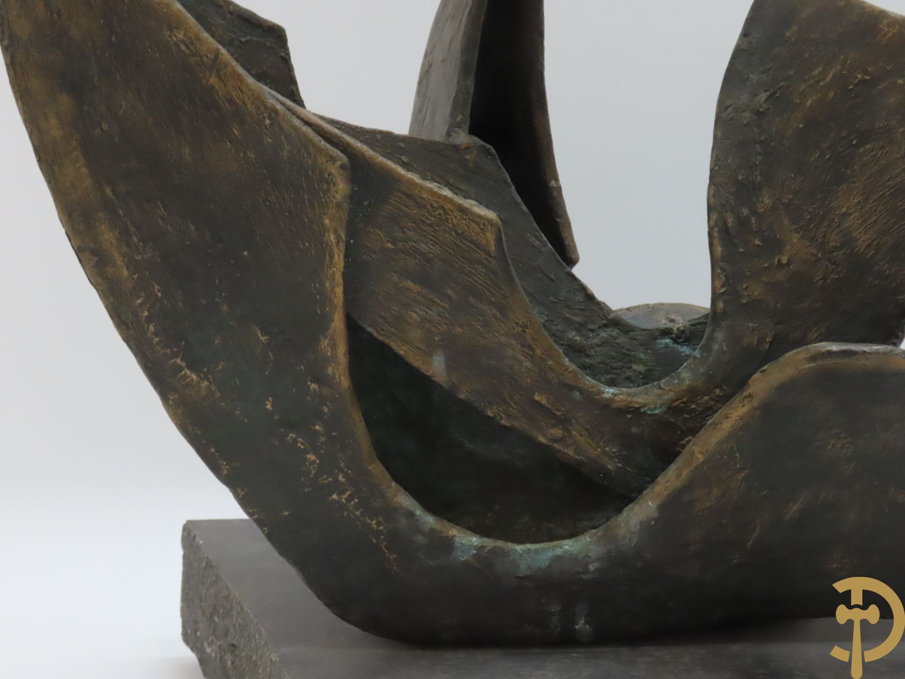 Lampens Mark (van) LM gemonogrammeerd 