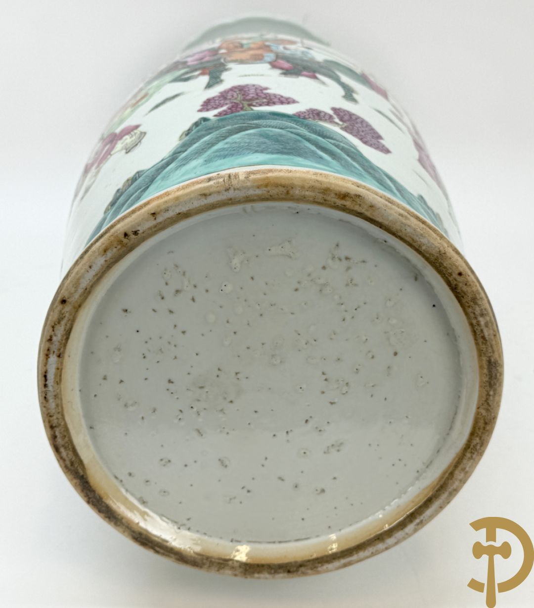 Chinese porseleinen vaas met dubbel decor van dieren, personages, dames en kinderen