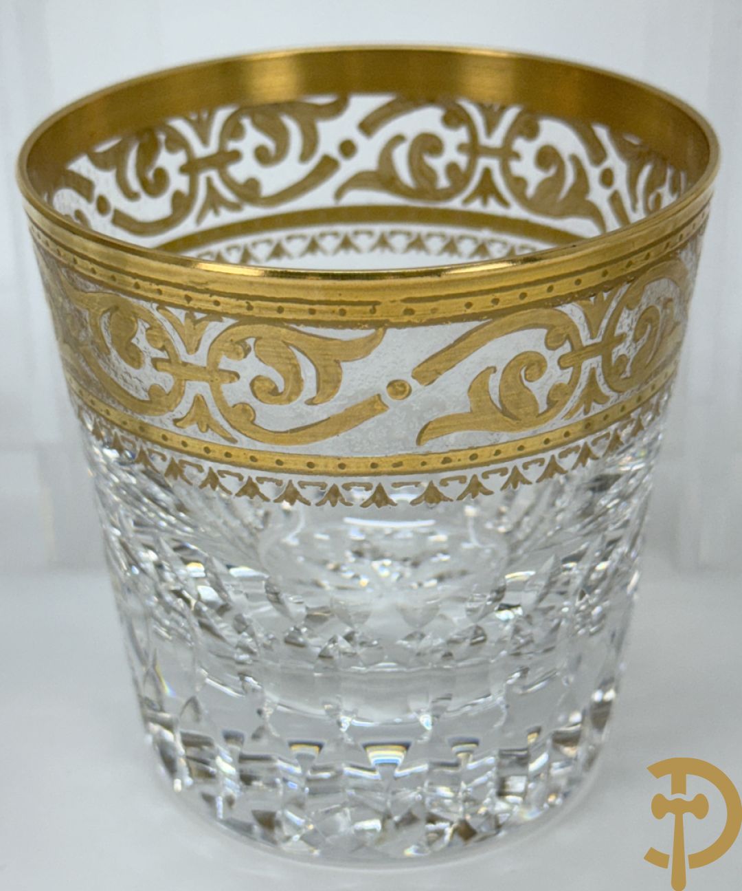 Set van 5 whiskey glazen, 1 waterglas, 1 witte wijnglas, 1 rode wijnglas, 1 champagnefluit en 
1 Longdrink glas, Saint Louis, model Thistle