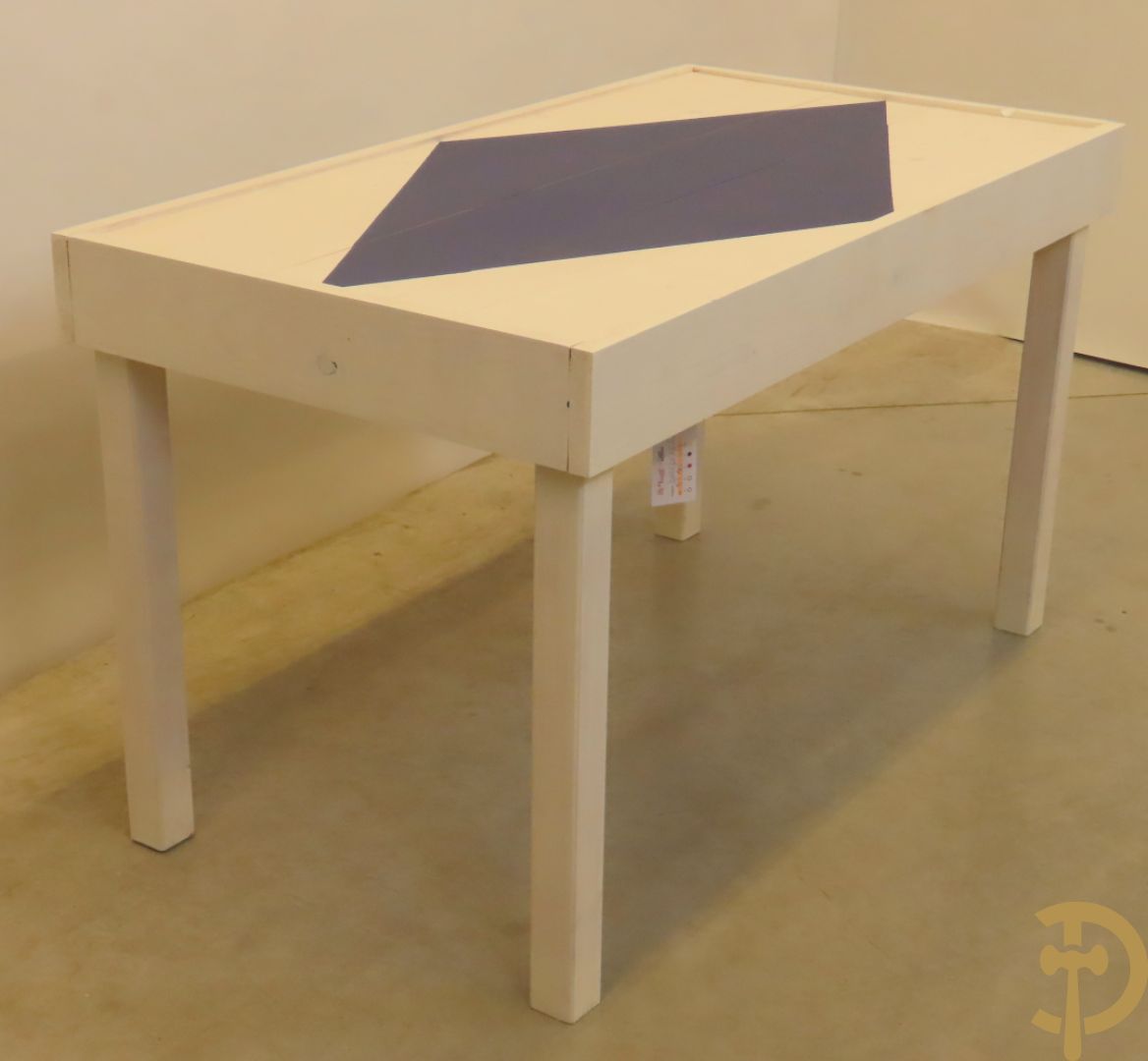 Dheedene Stefaan (van) Tafel : Reconstruction (An occasion for mistake) III, 2006 - 2007 div. + posters
Ed. 3 + I A.P. / # 1/3