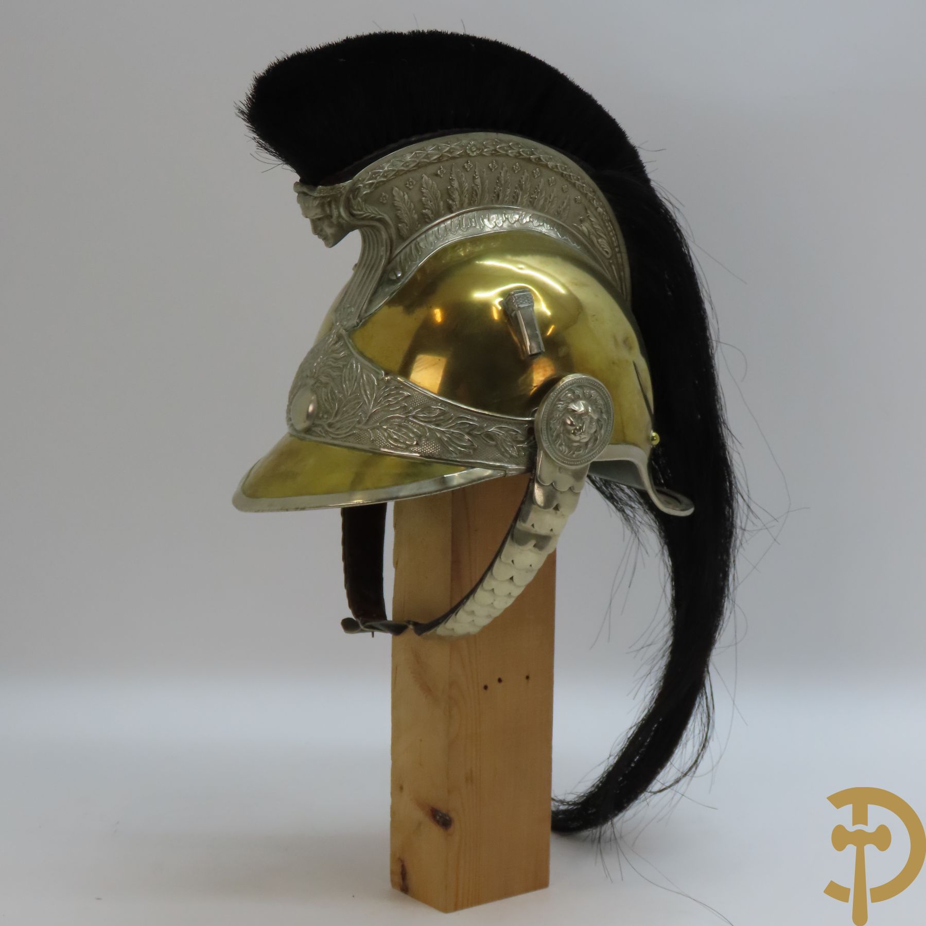 Koperen antieke helm 