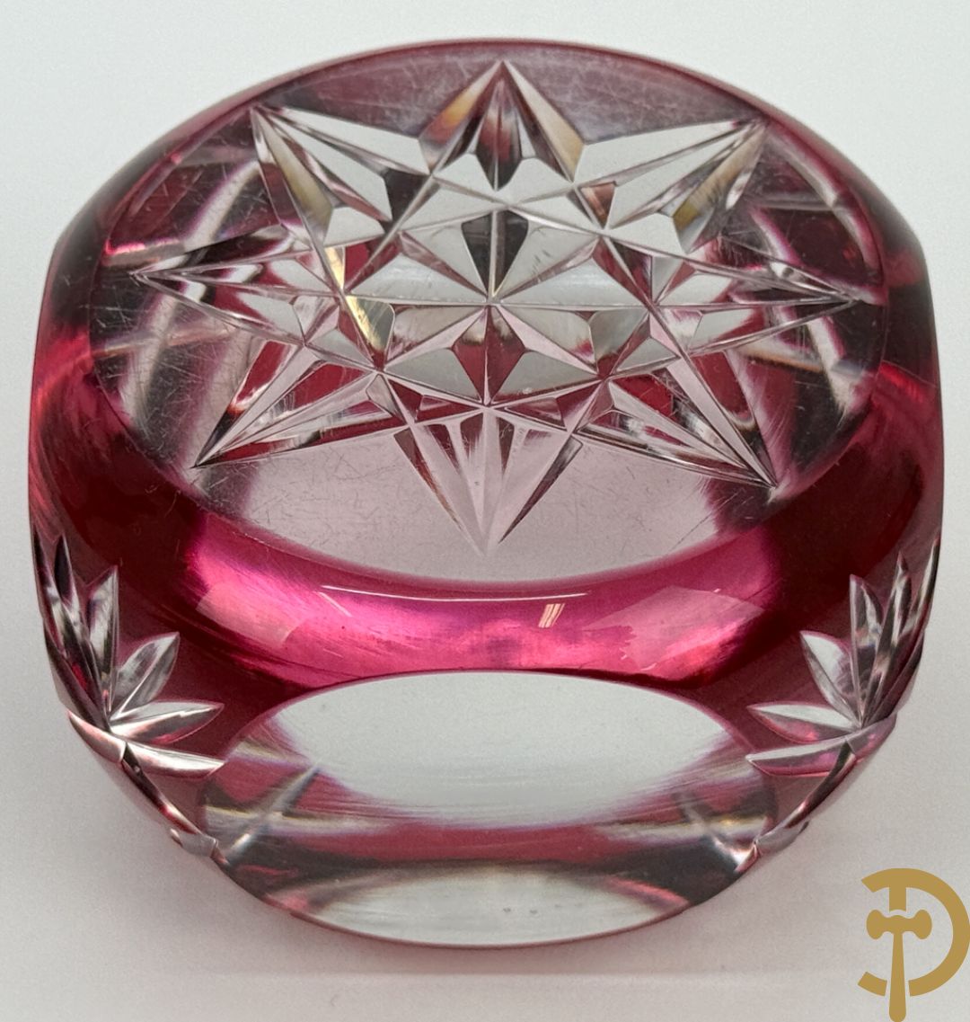 Twee presse papiers van Cristallerie d