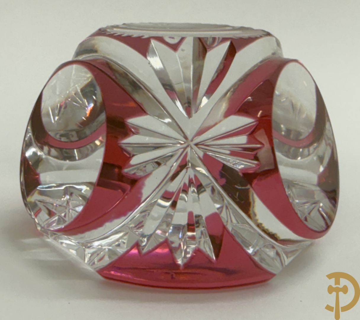 Twee presse papiers van Cristallerie d